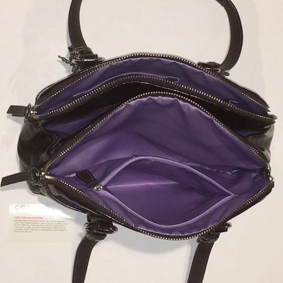 Coach Soho Brown Patent Leather Bag with purple lining, complete with bag charms - Picture 8 of 12